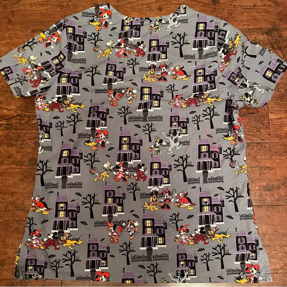 Scrub top - Picture 2 of 3